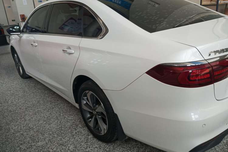 Used GAC Trumpchi GA6 2019 270T Automatic Luxury Edition Exterior 3