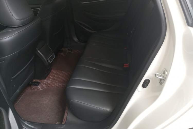 Used GAC Trumpchi GA6 2019 270T Automatic Luxury Edition Interior 4
