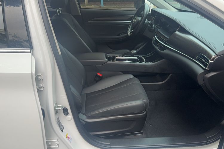 Used GAC Trumpchi GA6 2022 270T Automatic Elite Edition Right Front Seat