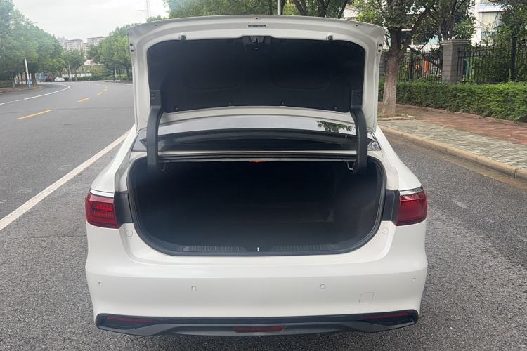 Used GAC Trumpchi GA6 2022 270T Automatic Elite Edition Trunk
