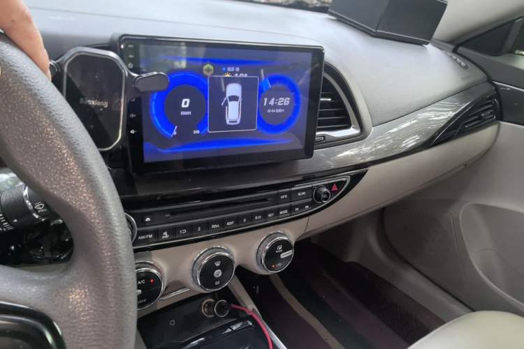 Used GAC Trumpchi GA6 2015 1.8T DCT Comfort Model Audio And AC Panel