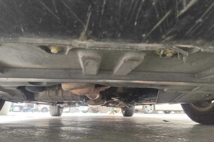 Used GAC Trumpchi GA6 2015 1.8T DCT Comfort Model Chassis Front