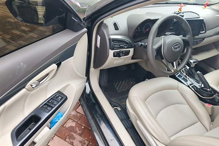 Used GAC Trumpchi GA6 2015 1.8T DCT Comfort Model Driver Seat
