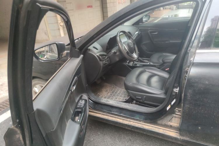 Used GAC Trumpchi GA6 2015 1.8T DCT Elite Model Driver Seat