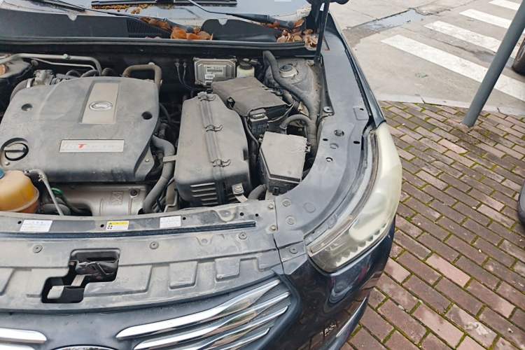 Used GAC Trumpchi GA6 2015 1.8T DCT Comfort Model Engine Bay Left