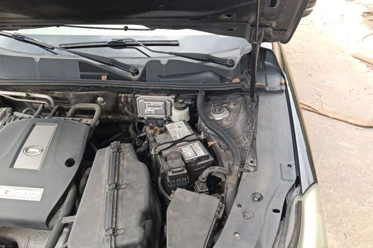 Used GAC Trumpchi GA6 2015 1.8T DCT Luxury Smart Model Engine Bay Left