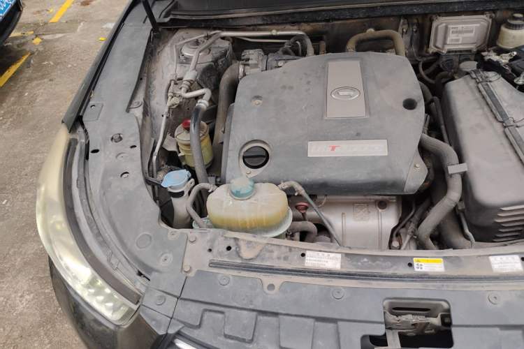 Used GAC Trumpchi GA6 2015 1.8T DCT Luxury Navigation Model Engine Bay Right