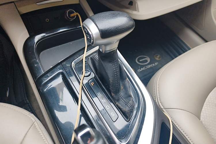 Used GAC Trumpchi GA6 2015 1.8T DCT Comfort Model Gear Lever