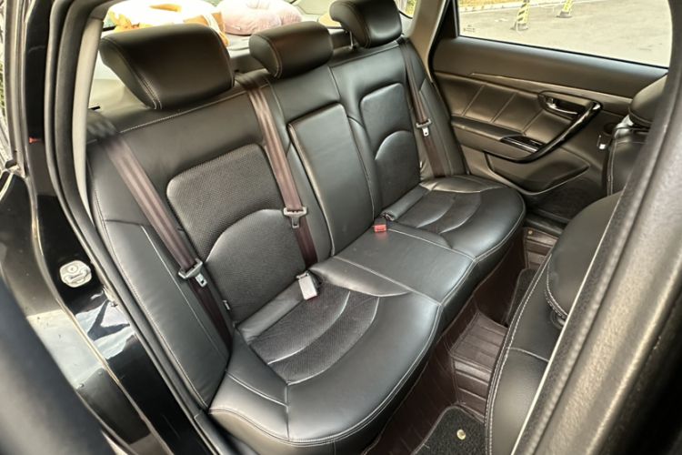 Used GAC Trumpchi GA6 2015 1.8T DCT Luxury Navigation Model Interior 2