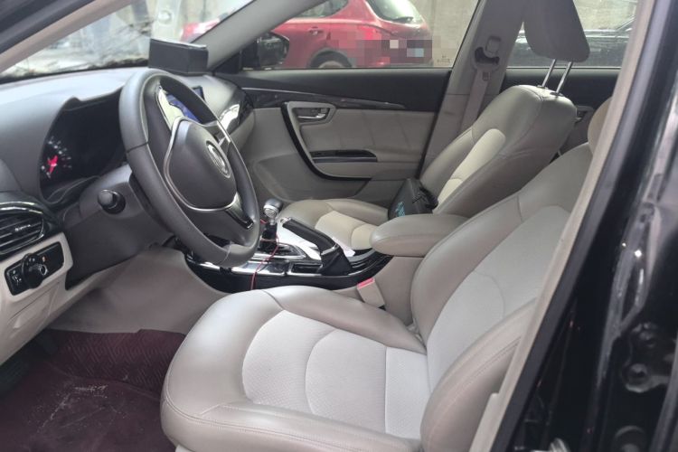 Used GAC Trumpchi GA6 2015 1.8T DCT Comfort Model Left Front Seat