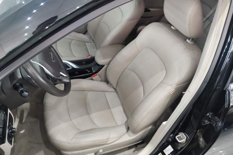 Used GAC Trumpchi GA6 2015 1.8T DCT Luxury Navigation Model Left Front Seat