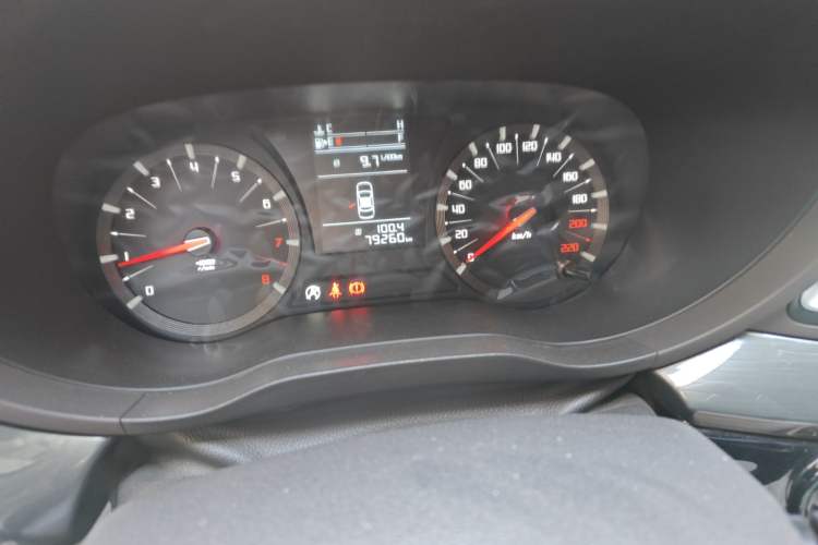 Used GAC Trumpchi GA6 2015 1.6T Manual Comfort Model Odometer Close Up