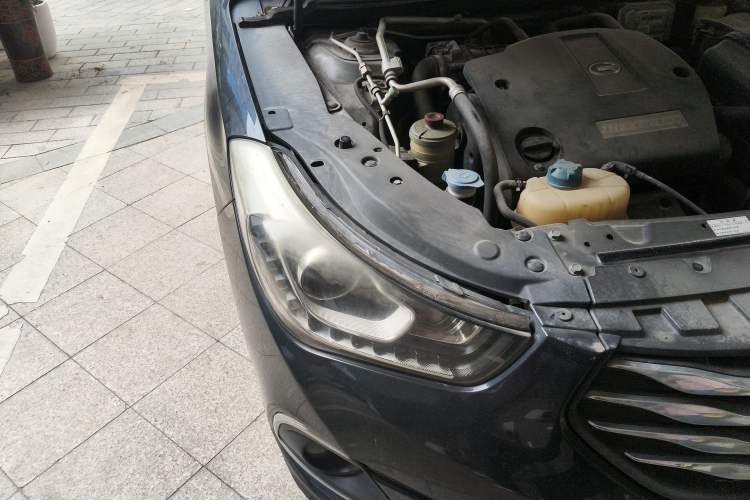 Used GAC Trumpchi GA6 2015 1.8T DCT Comfort Model Right Front Headlight