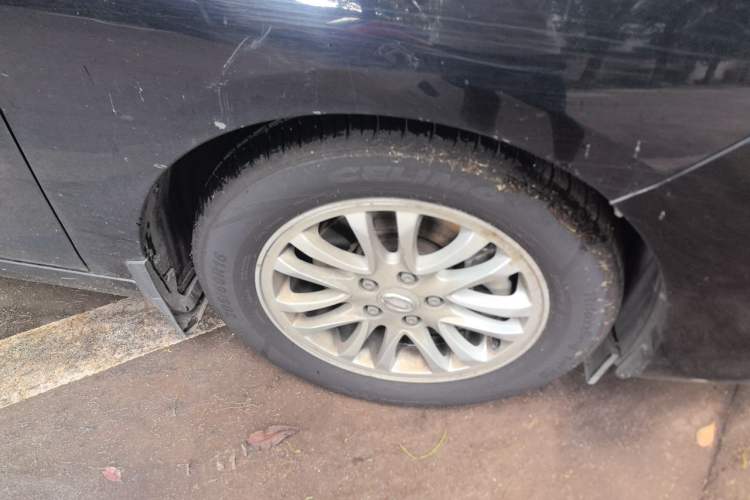 Used GAC Trumpchi GA6 2015 1.8T DCT Comfort Model Right Front Wheel Hub