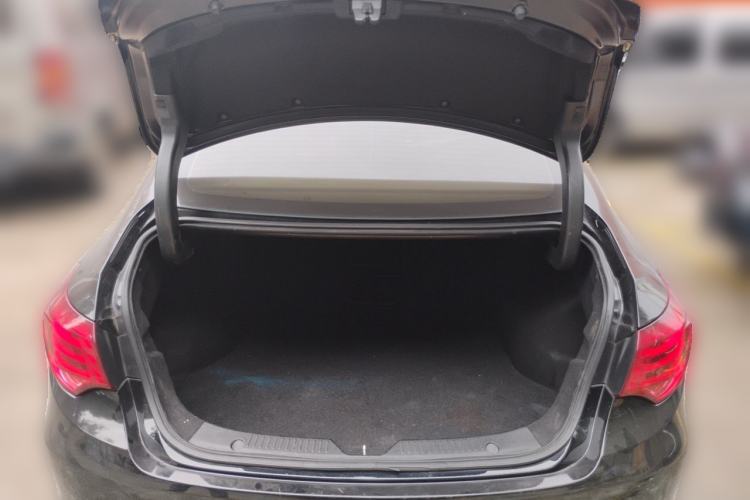 Used GAC Trumpchi GA6 2015 1.8T DCT Luxury Navigation Model Trunk