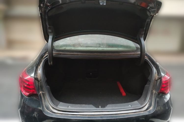 Used GAC Trumpchi GA6 2015 1.8T DCT Elite Model Trunk