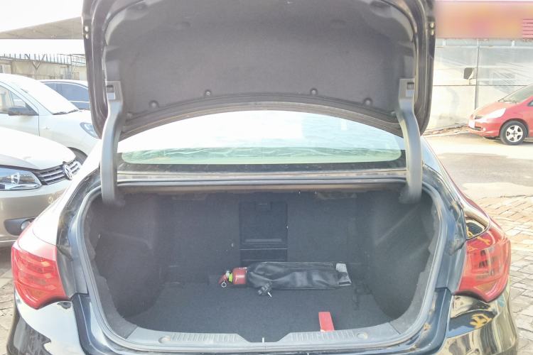 Used GAC Trumpchi GA6 2015 1.6T Manual Elite Model Trunk