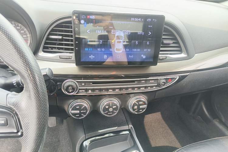 Used GAC Trumpchi GA6 2015 1.6T Manual Elite Model Audio And AC Panel