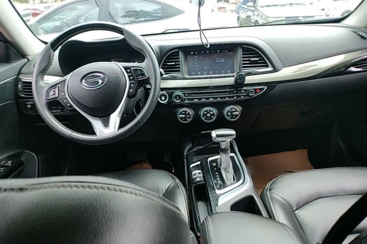 Used GAC Trumpchi GA6 2015 1.8T DCT Luxury Navigation Model Center Console