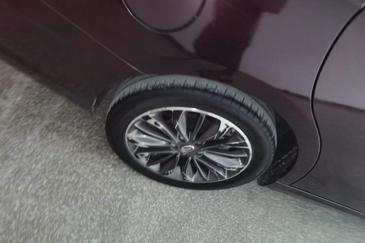 Used GAC Trumpchi GA6 2015 1.8T DCT Luxury Navigation Model Right Rear Wheel Hub
