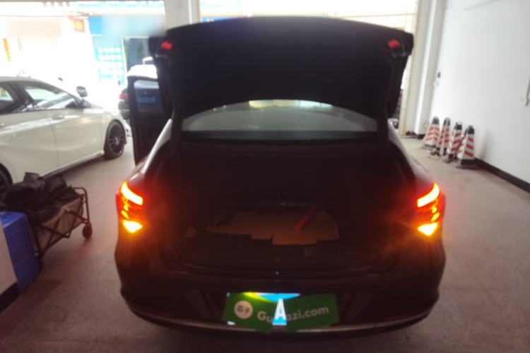 Used GAC Trumpchi GA6 2015 1.8T DCT Luxury Navigation Model Trunk