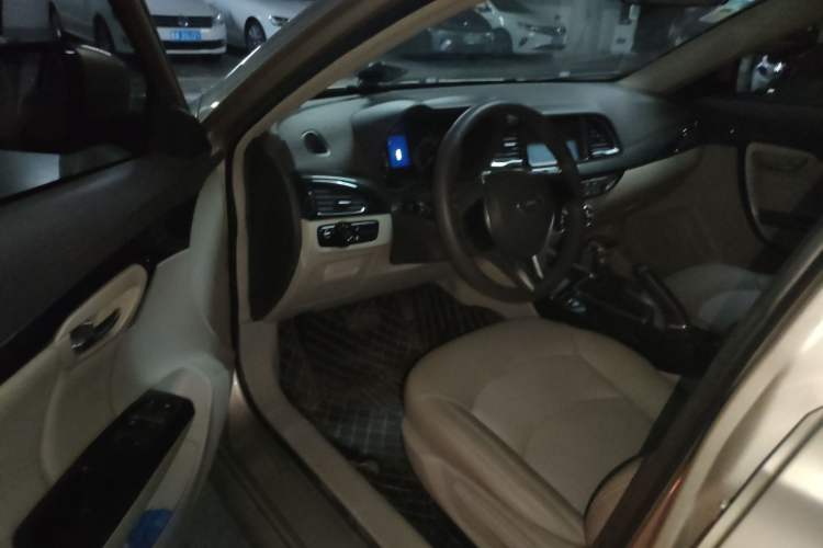 Used GAC Trumpchi GA6 2015 1.8T DCT Comfort Model Driver Seat