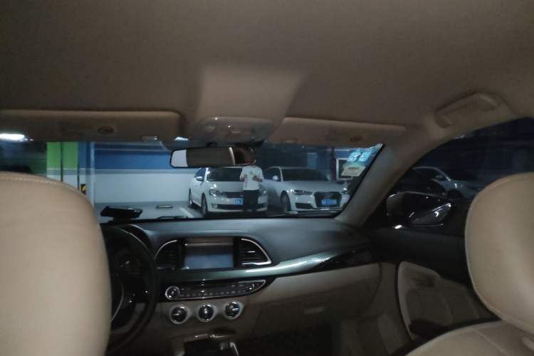 Used GAC Trumpchi GA6 2015 1.8T DCT Comfort Model Headliner