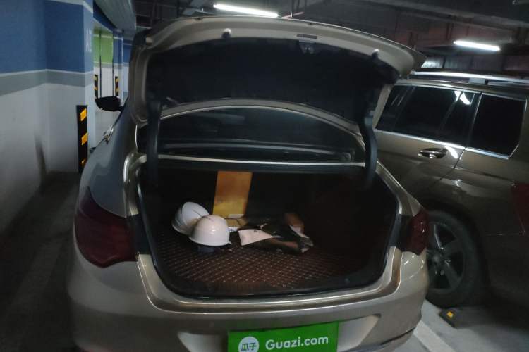 Used GAC Trumpchi GA6 2015 1.8T DCT Comfort Model Trunk