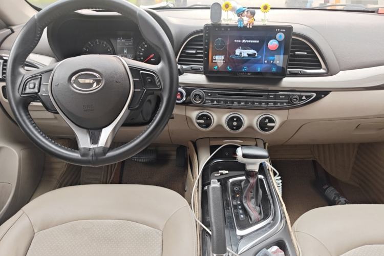 Used GAC Trumpchi GA6 2015 1.8T DCT Comfort Model Center Console
