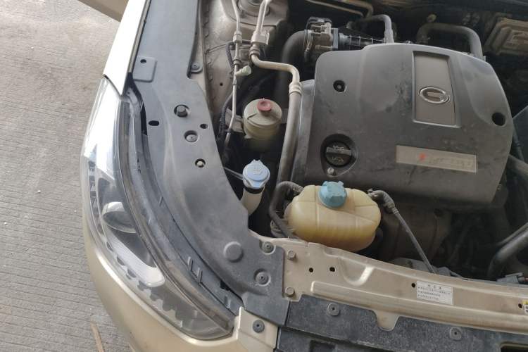Used GAC Trumpchi GA6 2015 1.8T DCT Comfort Model Engine Bay Right