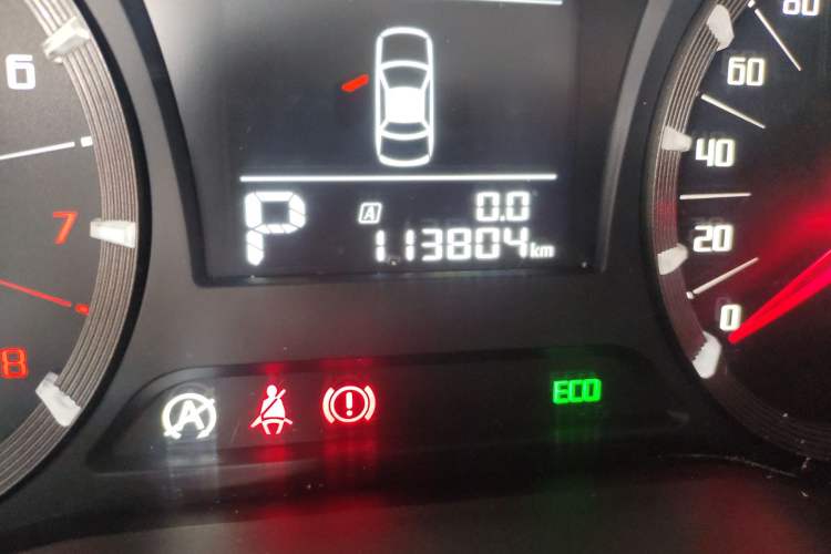 Used GAC Trumpchi GA6 2015 1.8T DCT Comfort Model Odometer Close Up