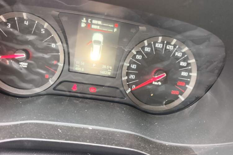 Used GAC Trumpchi GA6 2015 1.8T DCT Luxury Navigation Model Odometer Close Up
