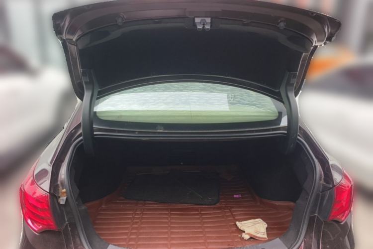 Used GAC Trumpchi GA6 2015 1.8T DCT Luxury Navigation Model Trunk