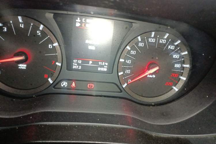 Used GAC Trumpchi GA6 2015 1.8T DCT Luxury Navigation Model Odometer Close Up