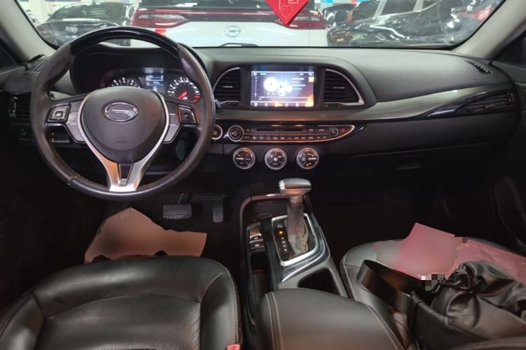 Used GAC Trumpchi GA6 2015 1.8T DCT Elite Model Center Console