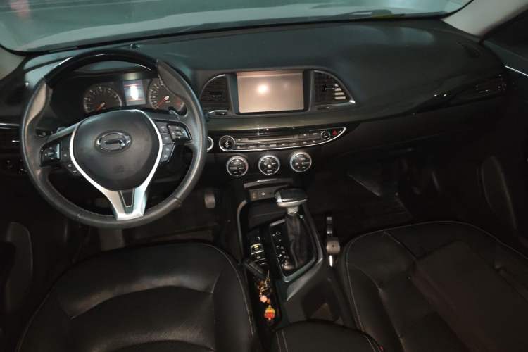 Used GAC Trumpchi GA6 2015 1.8T DCT Luxury Navigation Model Center Console