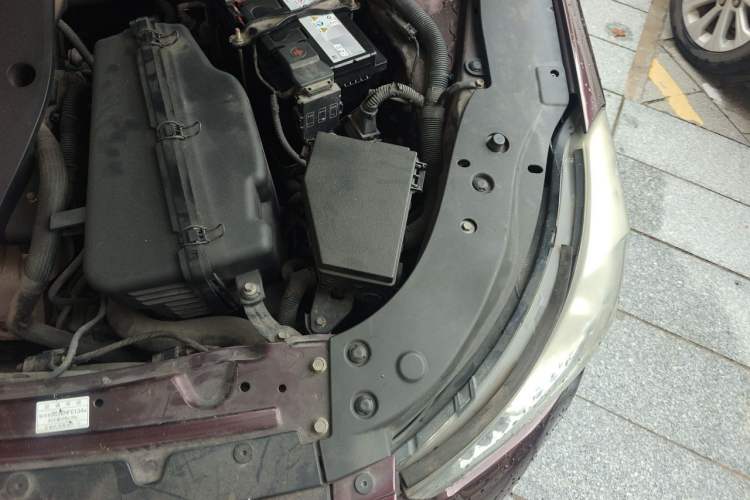Used GAC Trumpchi GA6 2015 1.8T DCT Luxury Smart Model Engine Bay Left