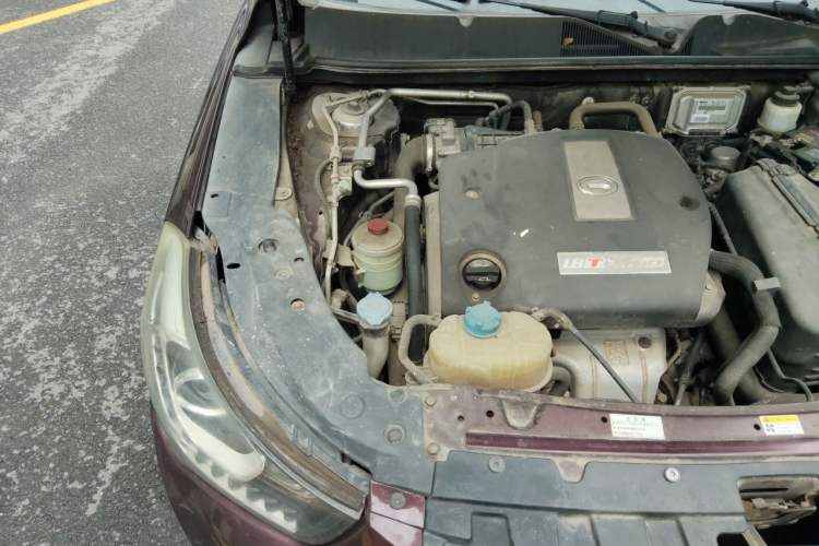 Used GAC Trumpchi GA6 2015 1.8T DCT Luxury Navigation Model Engine Bay Right