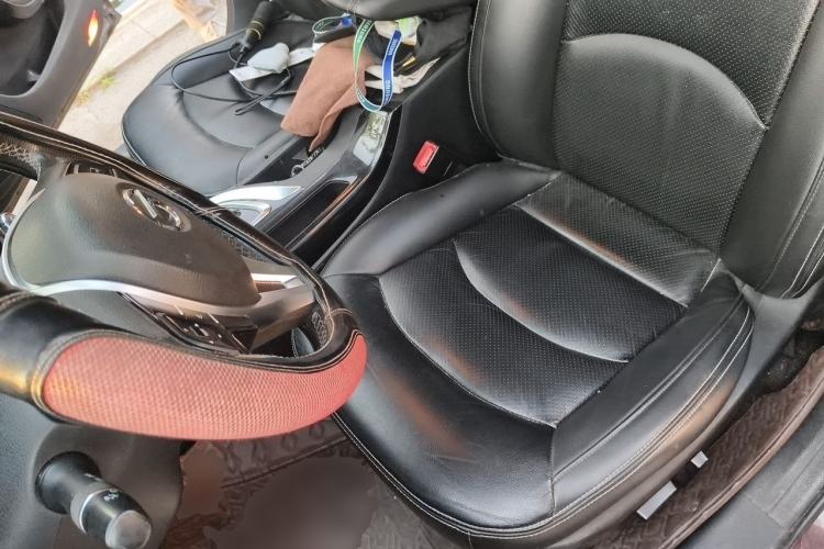 Used GAC Trumpchi GA6 2015 1.8T DCT Elite Model Left Front Seat