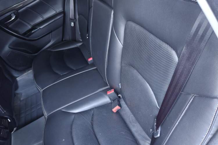 Used GAC Trumpchi GA6 2015 1.8T DCT Luxury Navigation Model Left Rear Seat