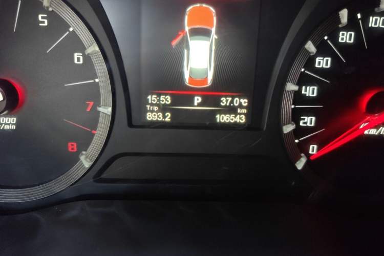 Used GAC Trumpchi GA6 2015 1.8T DCT Luxury Navigation Model Odometer Close Up