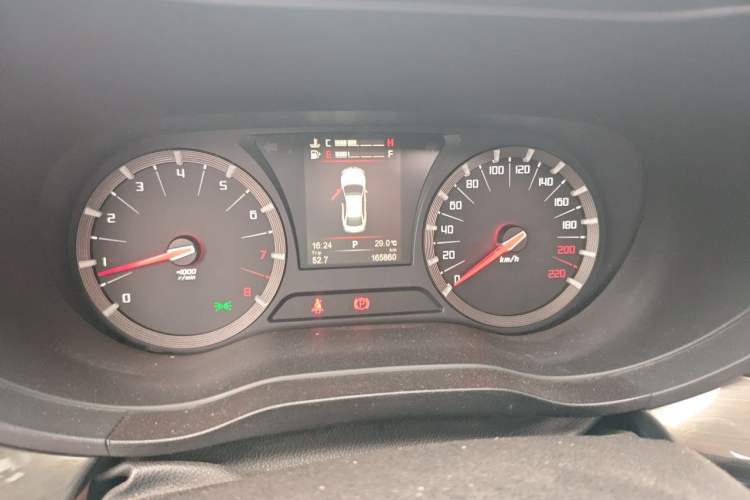 Used GAC Trumpchi GA6 2015 1.8T DCT Luxury Smart Model Odometer Close Up