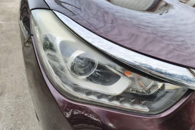 Used GAC Trumpchi GA6 2015 1.8T DCT Elite Model Right Front Headlight