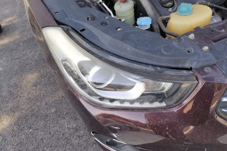 Used GAC Trumpchi GA6 2015 1.8T DCT Comfort Model Right Front Headlight