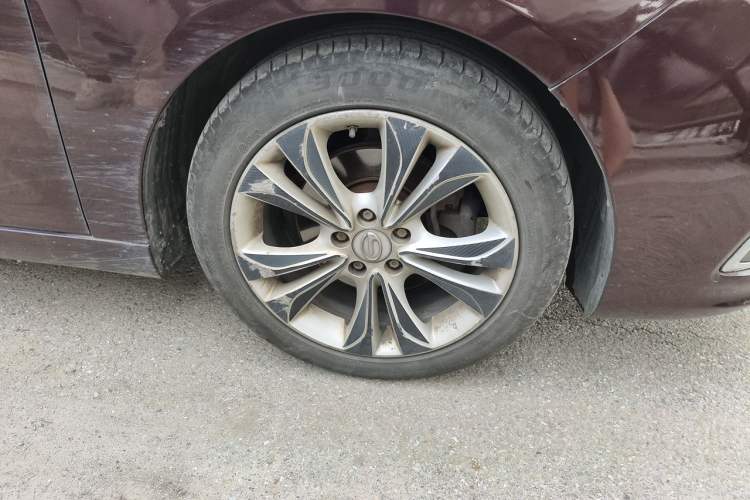 Used GAC Trumpchi GA6 2015 1.8T DCT Elite Model Right Front Wheel Hub