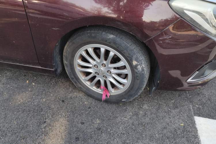 Used GAC Trumpchi GA6 2015 1.8T DCT Comfort Model Right Front Wheel Hub