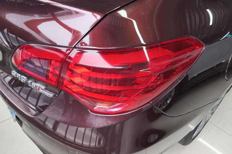 Used GAC Trumpchi GA6 2015 1.8T DCT Elite Model Right Rear Taillight