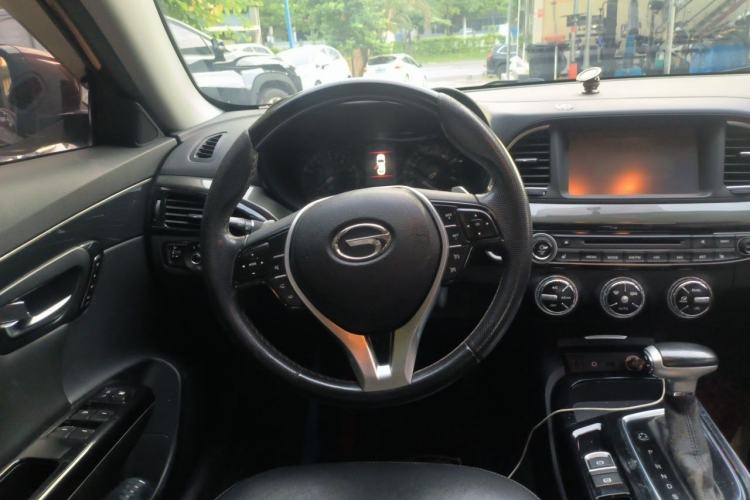 Used GAC Trumpchi GA6 2015 1.8T DCT Luxury Navigation Model Steering Wheel