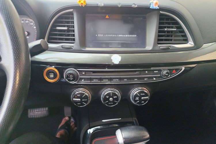 Used GAC Trumpchi GA6 2015 1.8T DCT Luxury Navigation Model Audio And AC Panel