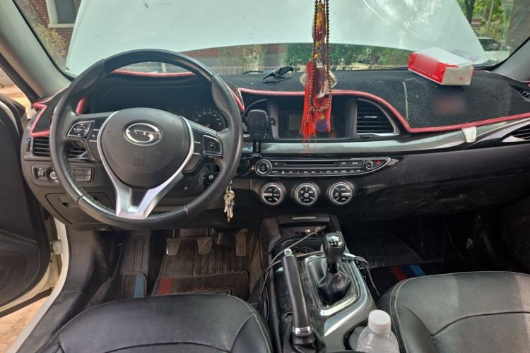 Used GAC Trumpchi GA6 2015 1.6T Manual Elite Model Center Console